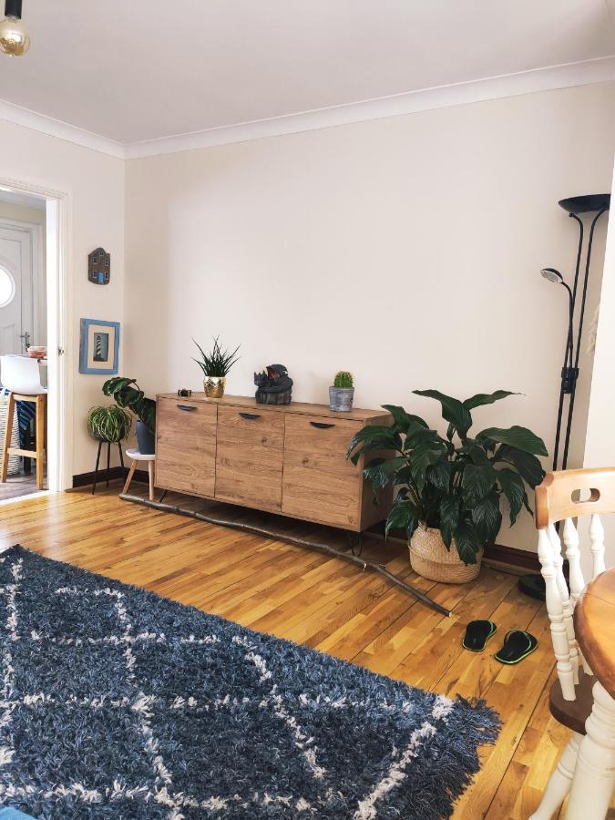 Single bedroom in quiet neighbourhood Glasgow Extérieur photo